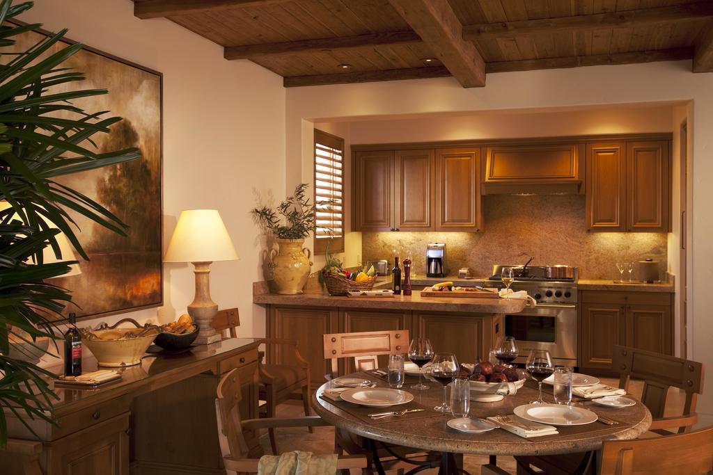 The Villas At Pelican Hill Resort Newport Beach Room photo