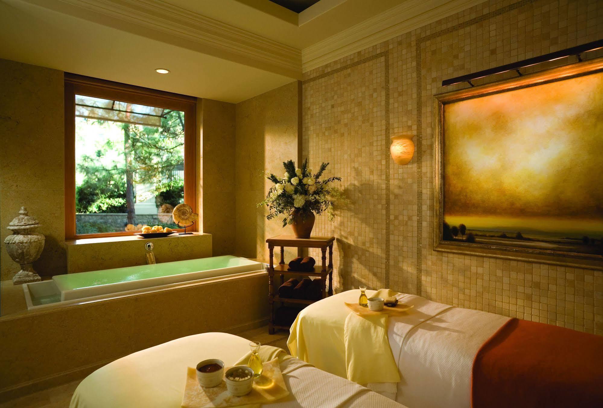The Villas At Pelican Hill Resort Newport Beach Exterior photo